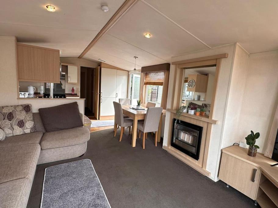 Swift Moselle 2 Bedroom Parkhome - Uddingston, Glasgow Extérieur photo